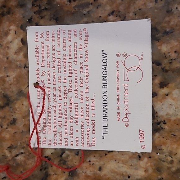 1997 Vintage Department 56 Snow Village The Brandon Bungalow #54918 W/Light - Picture 6 of 6